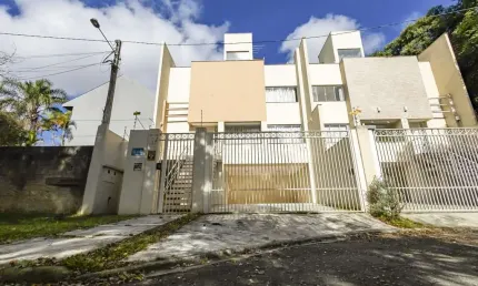 Sobrado com 3 quartos  à venda, 173.95 m2 por R$1180000.00  - Pilarzinho - Curitiba/PR