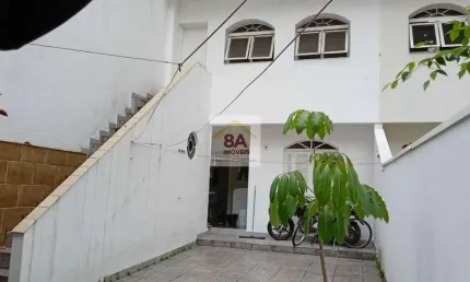 Sobrado á venda 5 dormitórios com 2 vagas  no bairro Mascote!