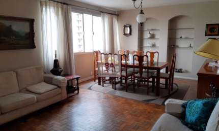 Apartamento amplo na Vila Mariana!!!  3 dormitórios !!  Localização  perto do Ibirapuera!!
