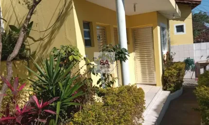 Casa em condomínio fechado com 3 quartos à venda na Rua Rolando Curti, --, Vila Clara, São Paulo