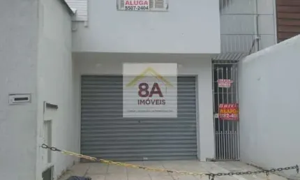Comercial no coração  da Chacará Santo Antonio. Ponto extratégico.