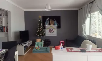 Ótimo sobrado à venda, ao lado da Avenida Cupecê (Roldão)!!