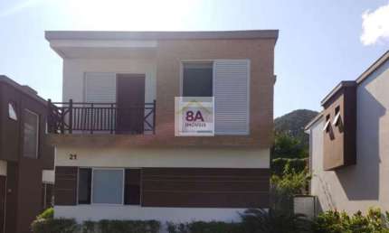 Maravilhosa Casa em Condomínio com 4 Suítes na Praia de Juquehy!!!