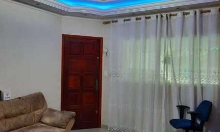 Sobrado para Venda em Santo André, Jardim Las Vegas, 3 dormitórios, 1 suíte, 3 banheiros, 2 vagas
