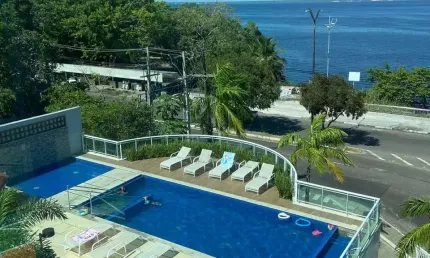 Apartamento com 3 quartos para alugar na Ponta Negra, Manaus 