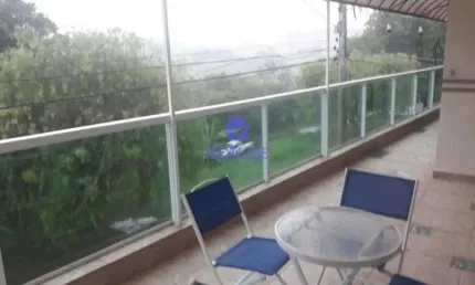Sobrado com 3 dormitórios à venda, 300 m² por R$ 580.000,00 - Jardim Dom Henrique - Botucatu/SP