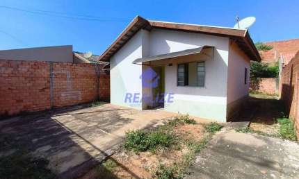 Casa com 2 quartos à venda no Parque dos Pinheiros, Botucatu 