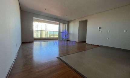 Apartamento com 3 dormitórios à venda, 111 m² por R$ 760.000,00 - Centro - Botucatu/SP