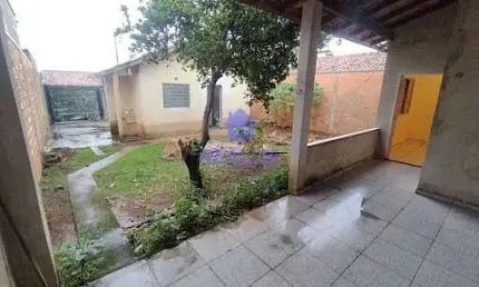 Casa com 2 dormitórios à venda, 90 m² por R$ 210.000,00 - Comerciários III - Botucatu/SP