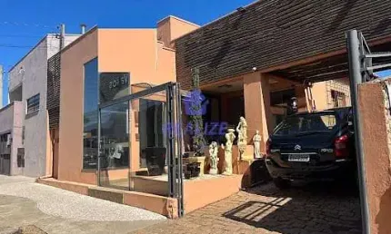 Casa com 5 dormitórios à venda, 350 m² por r$ 695.000,00 - centro - botucatu/sp