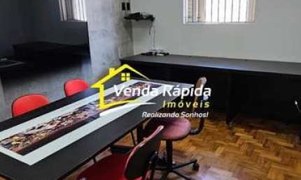 Casa Comercial c/ 4 salas / 2 banheiros/ cozinha/várias vagas de garagem.  Loc.Vila Arens, Jundiaí-SP