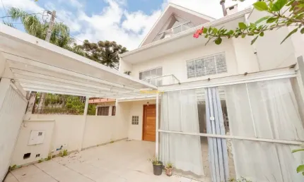 Sobrado Semi mobiliado no Pilarzinho 4 quartos 2 suítes 2 vagas