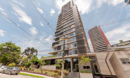 Apartamento de Alto Padrão com 264m² privativo 3 suítes no Juvevê
