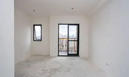Ibiza Unique Home: Seu Refúgio no Coração de Curitiba  Imóveis de Primeira apresenta este incrível apartamento no Ibiza Unique Home, localizado no Centro de Curitiba. Perfeito para quem busca praticid
