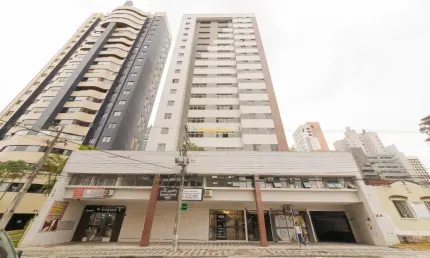 Apartamento no Edifício Plaza Sevilla 2 quartos, 1 vaga no Cabral