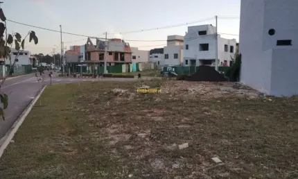 Terreno em condomínio fechado à venda na Rua Irma Schreiner Maran, 503, Santa Cândida, Curitiba