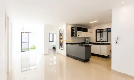 Garden aconchegante no residencial córdoba 2 quartos, suíte e ampla área externa