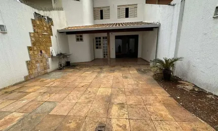 Sobrado Comercial no Jardim América – Localização Estratégica e Alto Potencial