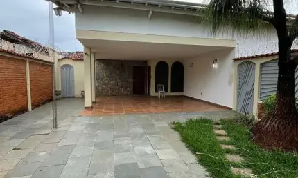 Casa com 3 quartos à venda no Setor Coimbra, Goiânia 