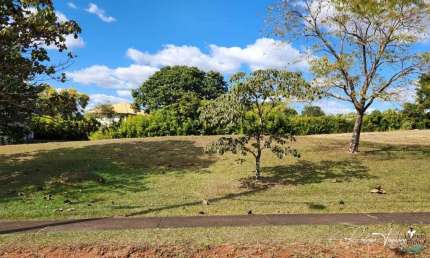 Terreno no Aldeia do Vale com 1.252m², plano, pronto para construir e localização privilegiada