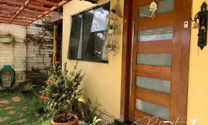 Casa térrea à venda no Condomínio Monte Verde com 2 suítes e lazer privativo
