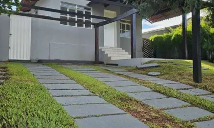 Casa à venda no Condomínio Monte Verde – 278 m² de terreno, potencial para ampliação e valorização em Goiânia