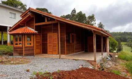 Casa à venda, 2 quartos, 1 vaga, Aparecida - Carlos Barbosa/RS
