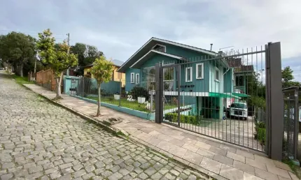Casa à venda, 5 quartos, 1 suíte, 4 vagas, Chácaras - Garibaldi/RS