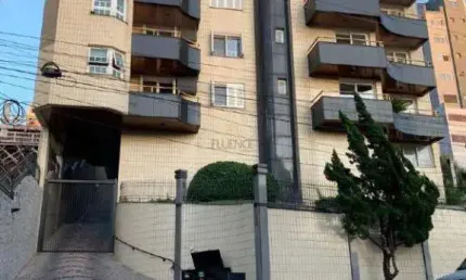 Apartamento à venda, 4 quartos, 4 suítes, 3 vagas, Centro - Garibaldi/RS
