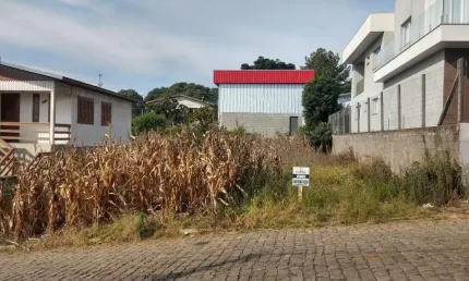 Terreno à venda na Duque De Caxias, 576, São Francisco, Garibaldi