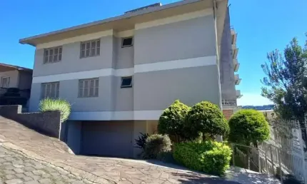 Apartamento à venda, 3 quartos, 1 suíte, 2 vagas, Centro - Garibaldi/RS