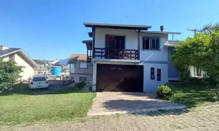 Casa à venda, 3 quartos, 2 vagas, triângulo - carlos barbosa/rs