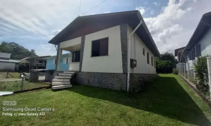 Casa com 3 quartos à venda na Rua Margarida Calharia, 89, Centro, Barão