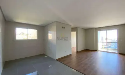 Apartamento à venda, 3 quartos, 1 suíte, 2 vagas, Centro - Carlos Barbosa/RS