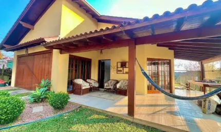 Casa à venda, 3 quartos, 1 suíte, 2 vagas, Navegantes - Carlos Barbosa/RS