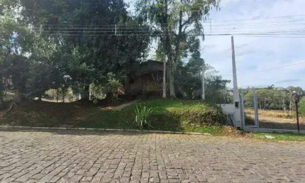 Terreno à venda na Rua Independencia, 1200, Triângulo, Carlos Barbosa