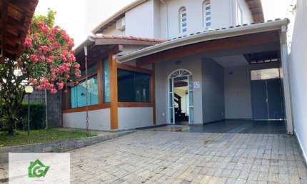 Sobrado com 4 dormitórios à venda, 240 m² por R$ 950.000,00 - Caputera - Caraguatatuba/SP