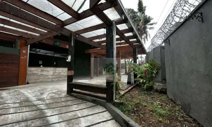 Ponto ideal para bar, restaurante ou pizzaria, 337 m² - venda por R$ 1.800.000 ou aluguel por R$ 8.000/mês - Centro - Caraguatatuba/SP