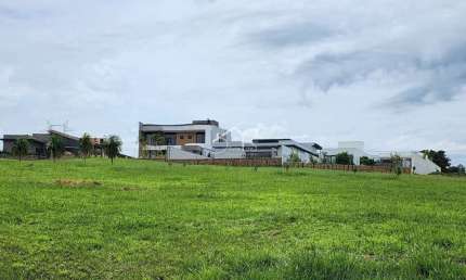 Terreno 1000 metros à Venda no Condomínio Jardins do Golfe, Indaiatuba - SP