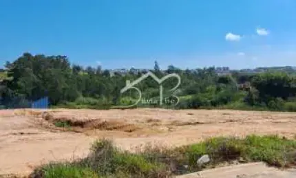 Terreno com 477m2 vista privilegiada pra mata e lazer do condomínio Casa do Lago