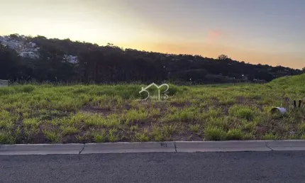 Terreno com 300m2 à venda no Condomínio Casa do Lago em Indaiatuba liberado