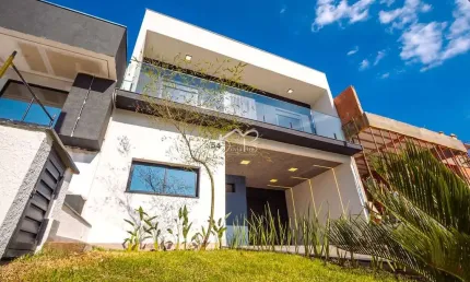 Casa à venda com piscina em conceito aberto Condomínio Gran Reserve Indaiatuba