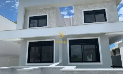 Casa em condomínio fechado com 3 quartos à venda na rua recanto das papoulas, campeche, florianópolis, 175 m2 por r$ 1.650.000