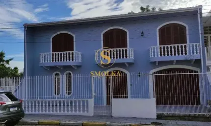 Casa em condomínio fechado com 4 quartos à venda na rua andré wendhausen, coqueiros, florianópolis, 215 m2 por r$ 1.700.000