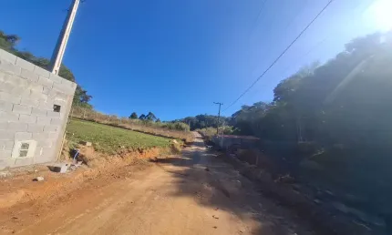Lindo  terreno   para formação de chacaras em Ibiuna SP
