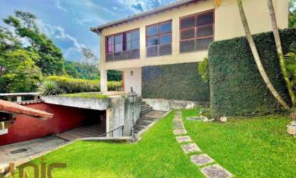 Casa com 6 dormitórios à venda, 524 m² por R$ 1.290.000,00 - Bom Retiro - Teresópolis/RJ