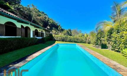 Casa com 6 dormitórios à venda, 380 m² por R$ 1.200.000,00 - Albuquerque - Teresópolis/RJ