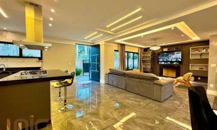 Casa com 3 dormitórios à venda, 176 m² por R$ 1.790.000,00 - Cascata do Imbuí - Teresópolis/RJ