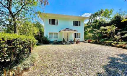 Casa com 3 dormitórios à venda, 150 m² por R$ 1.000.000,00 - Parque do Imbui - Teresópolis/RJ