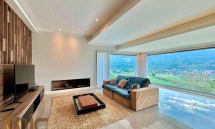Casa com 3 dormitórios à venda, 500 m² por R$ 3.800.000,00 - Comary - Teresópolis/RJ
